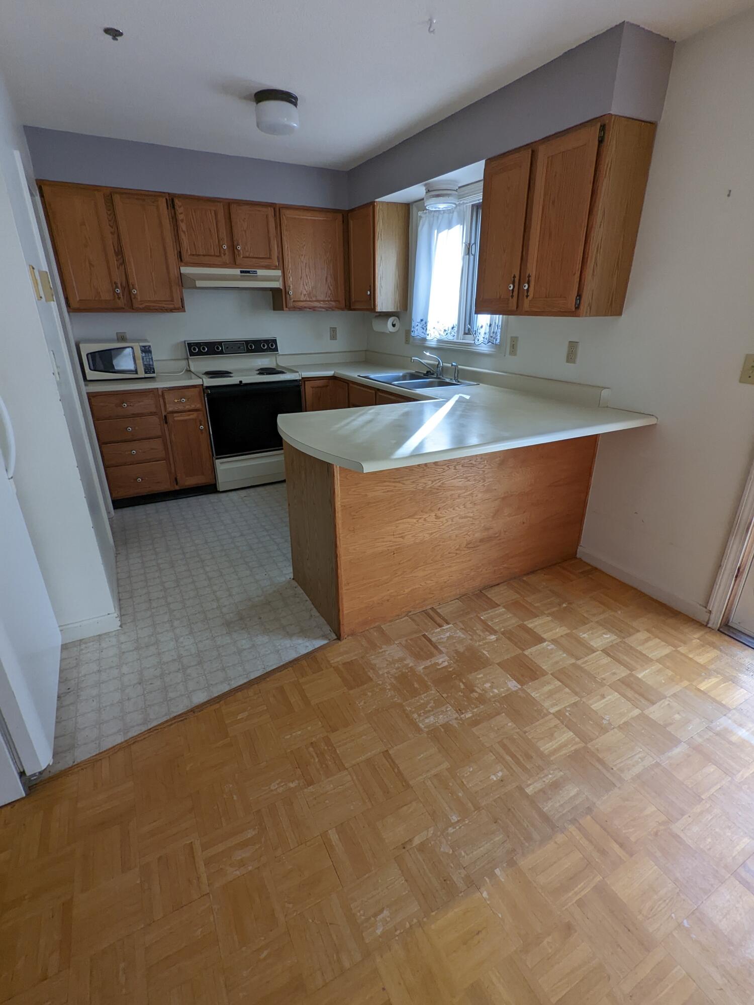 53 Pine Hill Drive, Unit 53 Bath, ME 04530 - Photo 4 of 14 PXL_20221011_191901730.MP