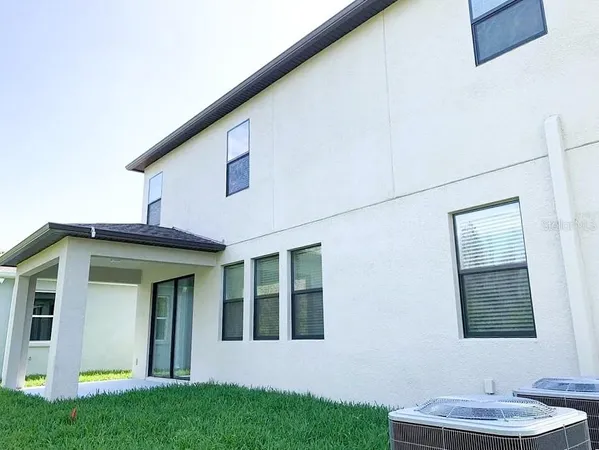 $3,500 | 16308 Hyde Manor Drive, Tampa, FL 33647