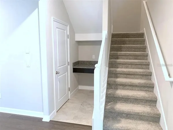 $3,500 | 16308 Hyde Manor Drive, Tampa, FL 33647