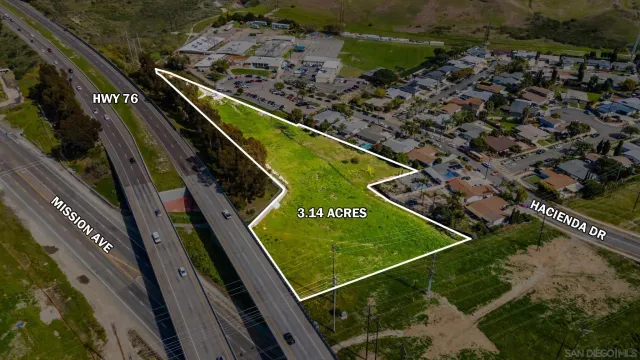 a view of an outdoor space