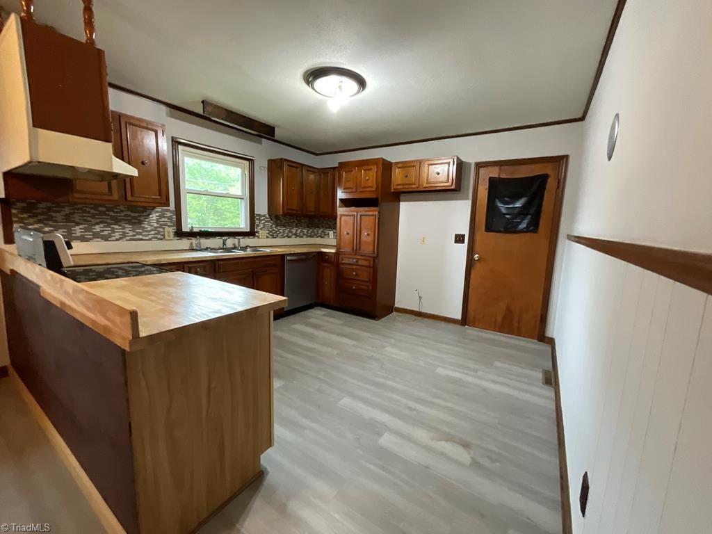 863 Willis Gap Road Ararat, VA 24053 - Photo 2 of 19