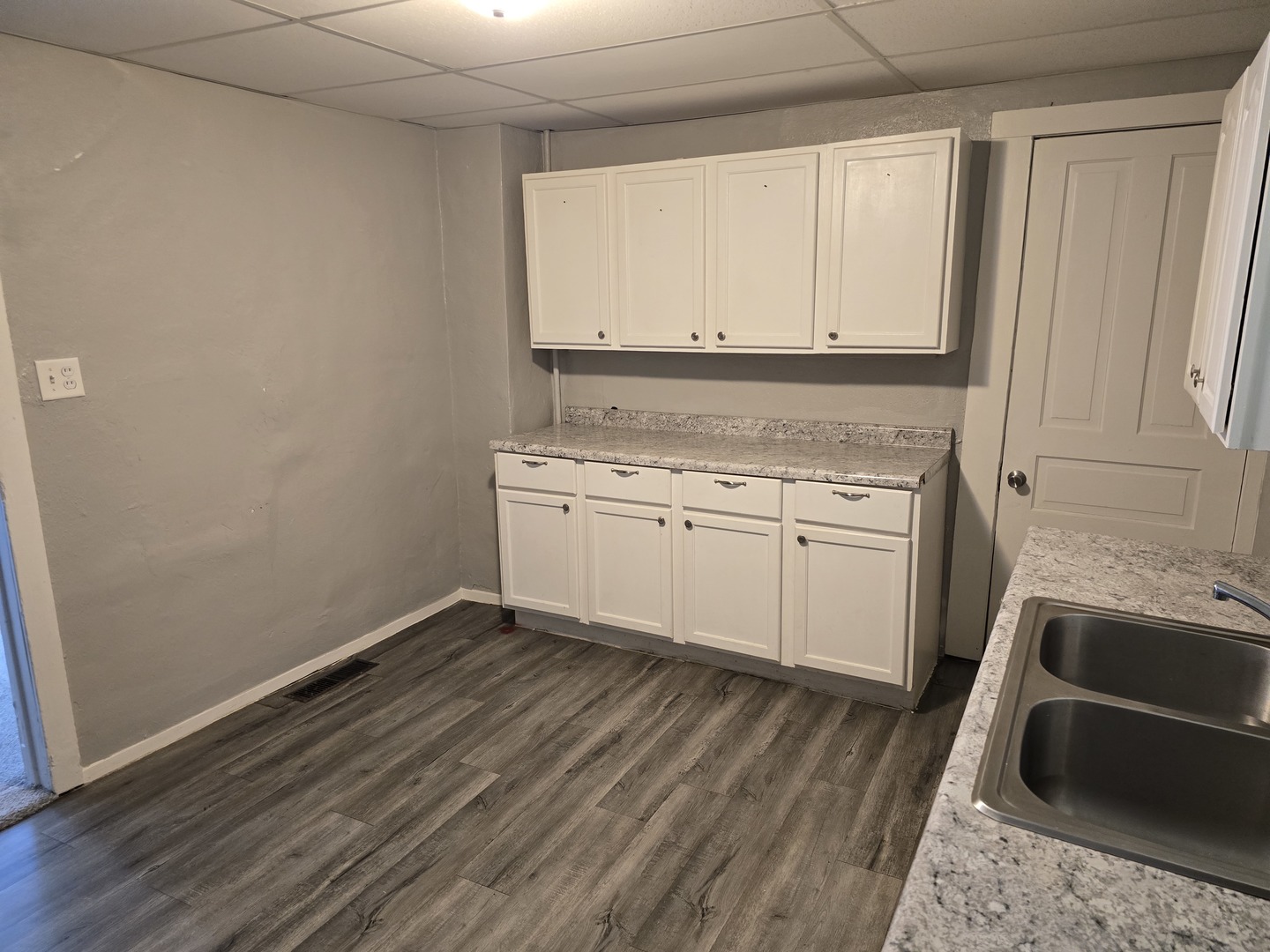 1011 North Ripley Street Davenport, IA 52803 - Photo 6 of 10