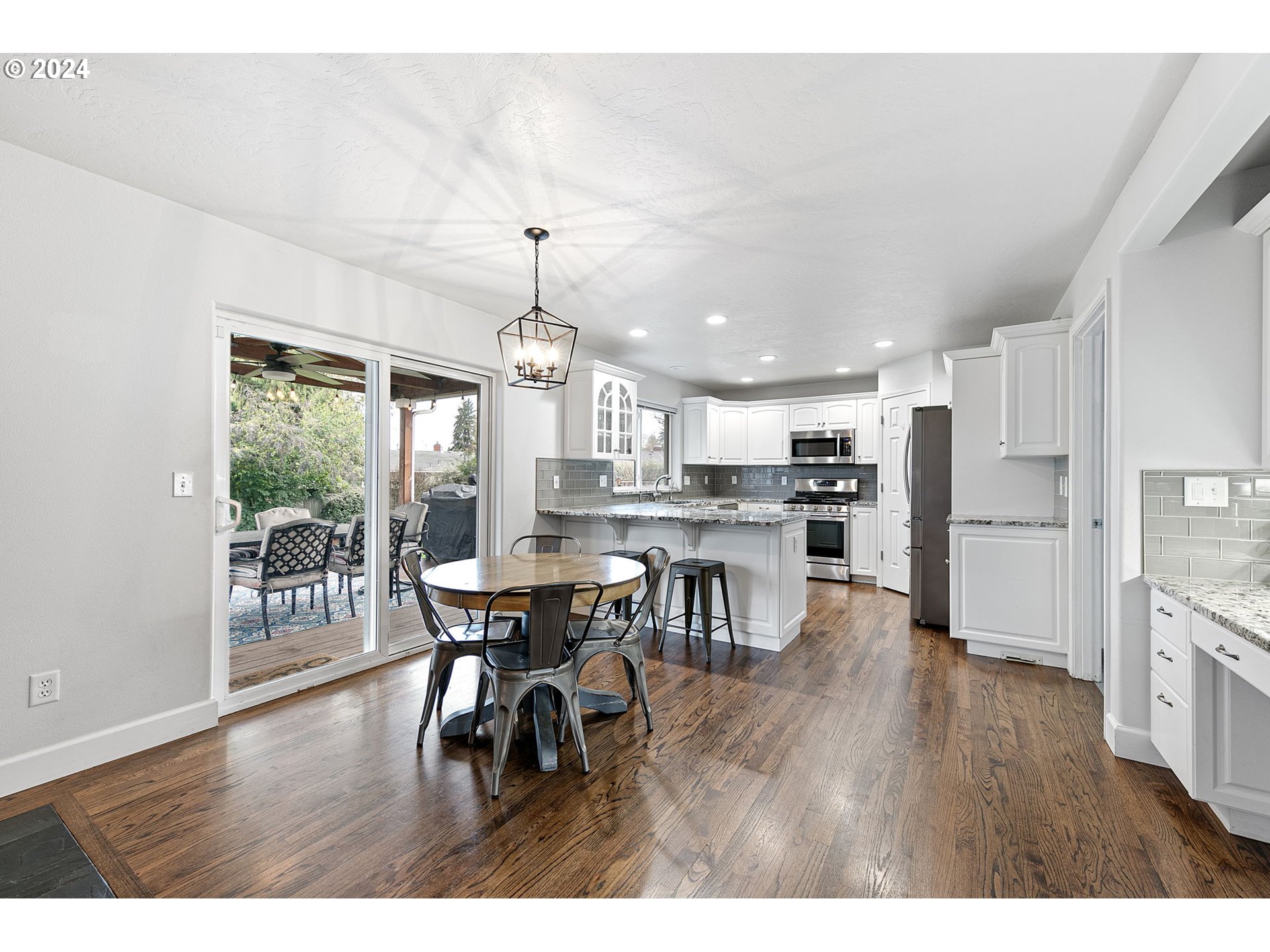 2927 Dry Creek Road Eugene, OR 97404 - Photo 12 of 46 Gallery Image 12