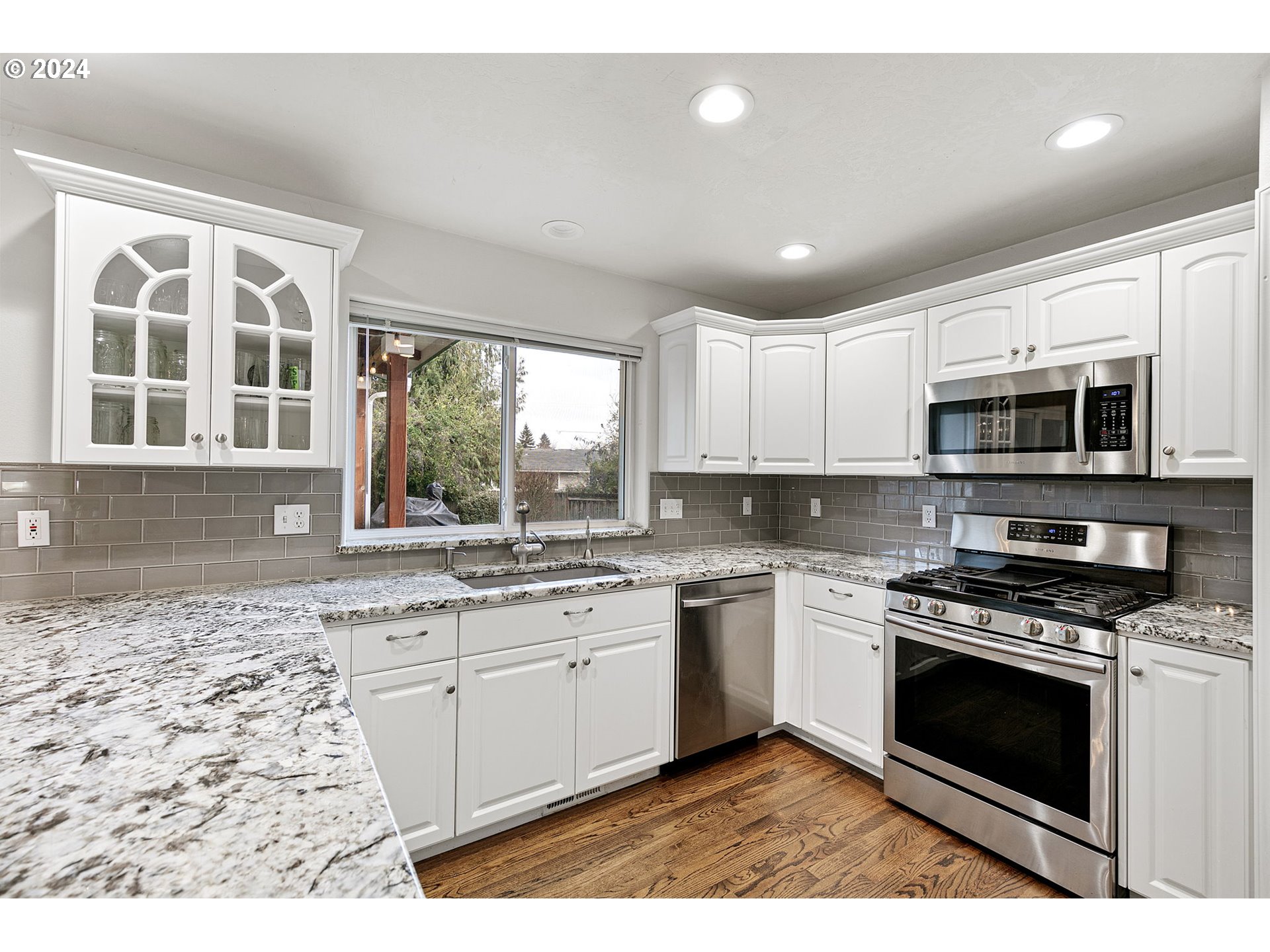 2927 Dry Creek Road Eugene, OR 97404 - Photo 14 of 46 Gallery Image 14