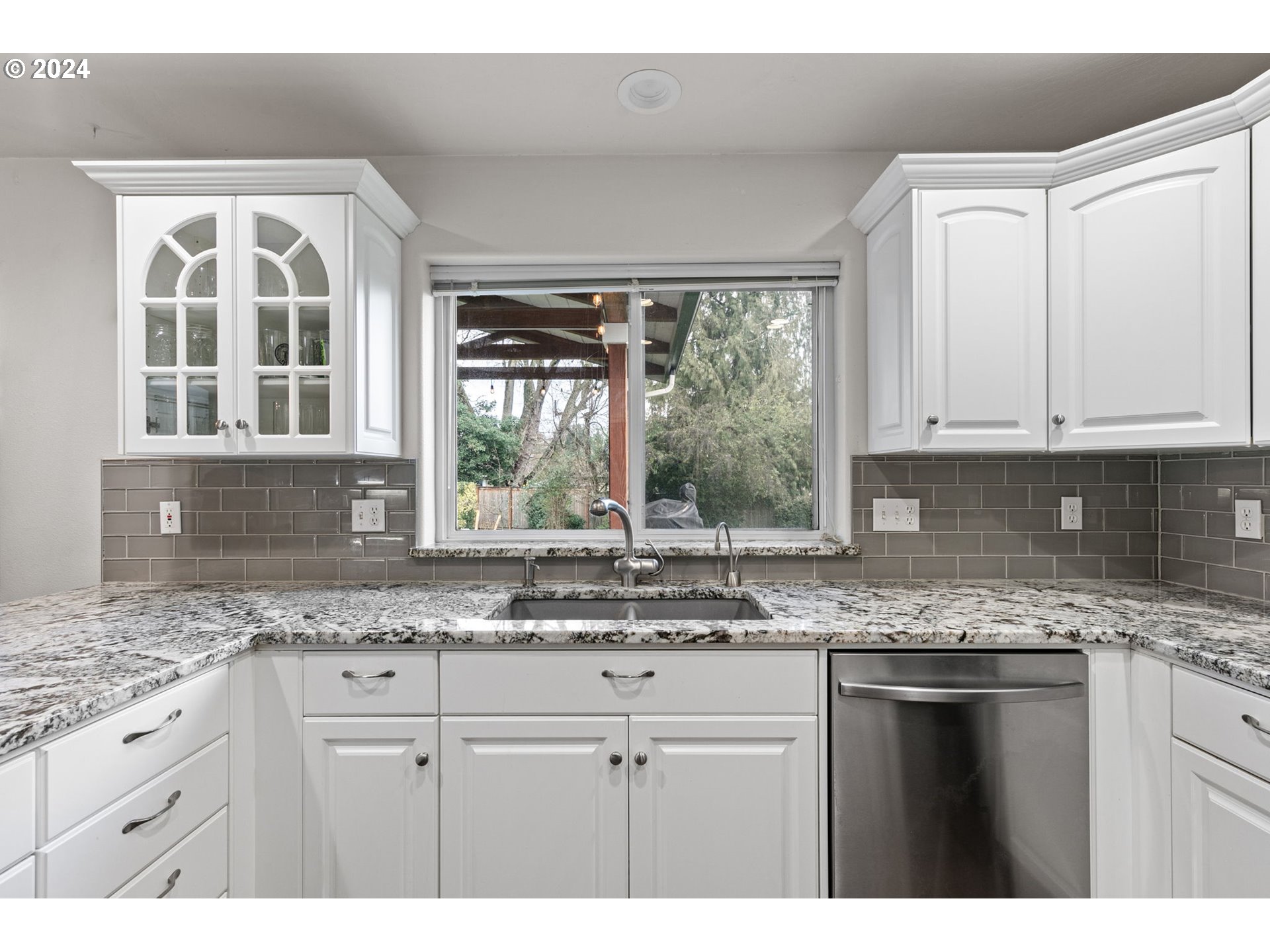 2927 Dry Creek Road Eugene, OR 97404 - Photo 15 of 46 Gallery Image 15