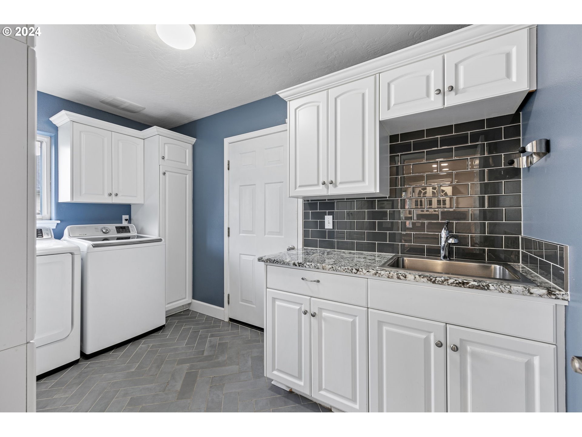 2927 Dry Creek Road Eugene, OR 97404 - Photo 21 of 46 Gallery Image 21