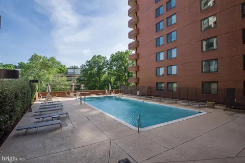$589,000 | 4550 North Park Avenue, Unit 914, Chevy Chase, MD 20815