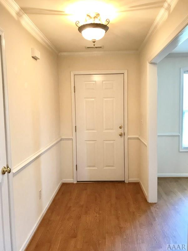 910 Chambers Ferry Road Edenton, NC 27932 - Photo 8 of 23 Foyer
