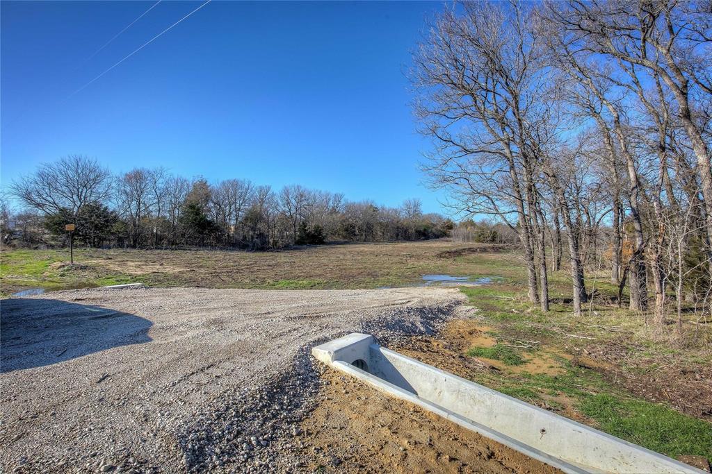 0 West Interstate 30 Campbell, TX 75422 - Photo 36 of 39 a view of a yard with an trees