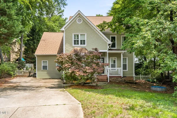 $399,999 | 2409 Dunbrook Court, Raleigh, NC 27604