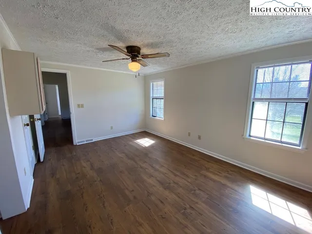 $1,600 | 462 Hartsoe Road, Warrensville, NC 28693