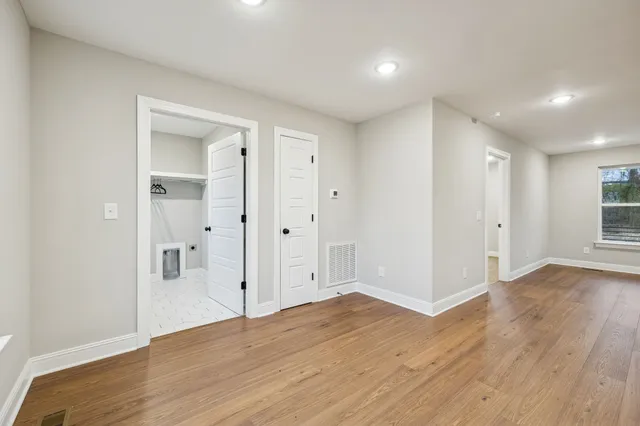 $299,900 | 1097 Landing Lane, Adams, TN 37010