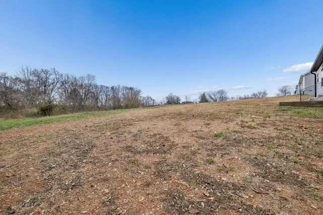 $299,900 | 1097 Landing Lane, Adams, TN 37010