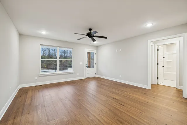 $299,900 | 1097 Landing Lane, Adams, TN 37010