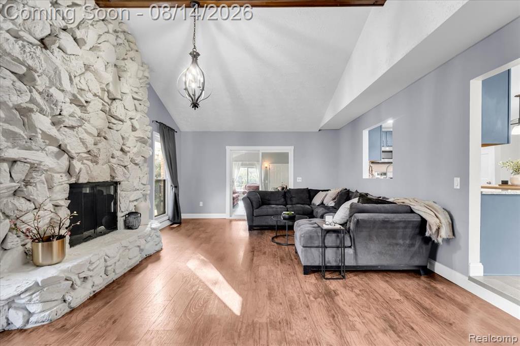 47321 Susan Road Macomb, MI 48044 - Photo 14 of 46 Gallery Image 14
