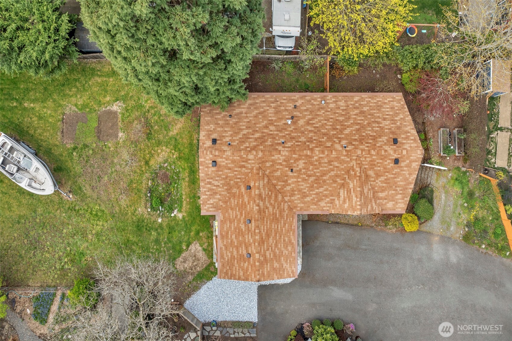 3539 Southwest 100th Street Seattle, WA 98146 - Photo 28 of 32 a view of yard