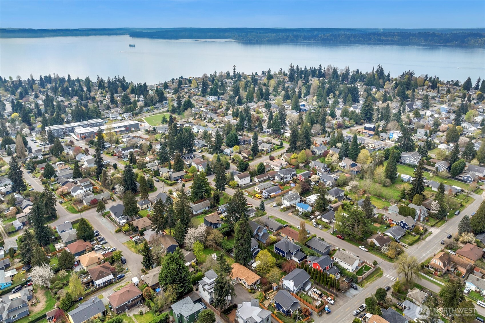 3539 Southwest 100th Street Seattle, WA 98146 - Photo 31 of 32 a view of a city