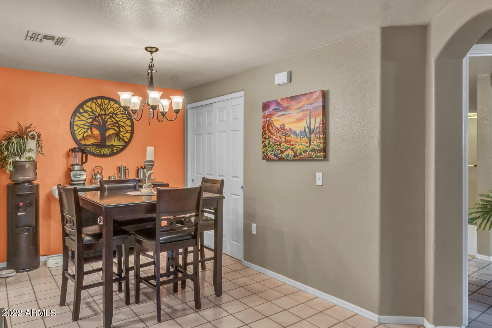 10410 North Cave Creek Road, Unit 1107 Phoenix, AZ 85020 - Photo 12 of 36 12-Cave