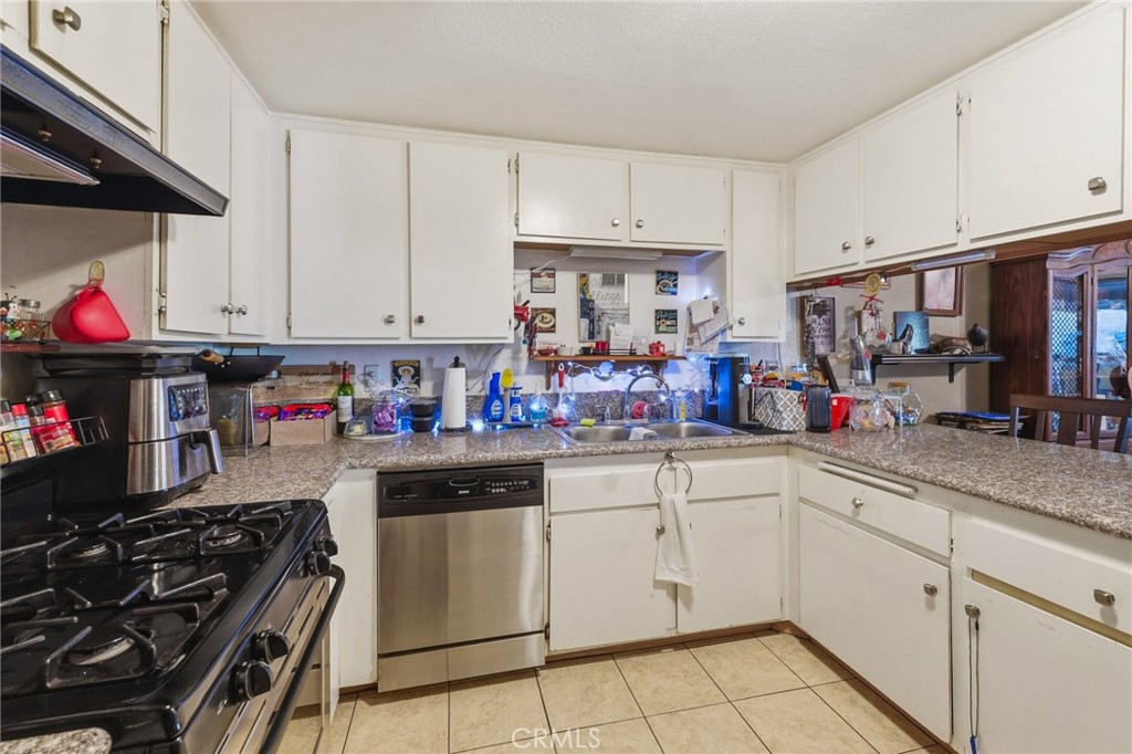 8439 Sunset Trail Place, Unit B Rancho Cucamonga, CA 91730 - Photo 13 of 30