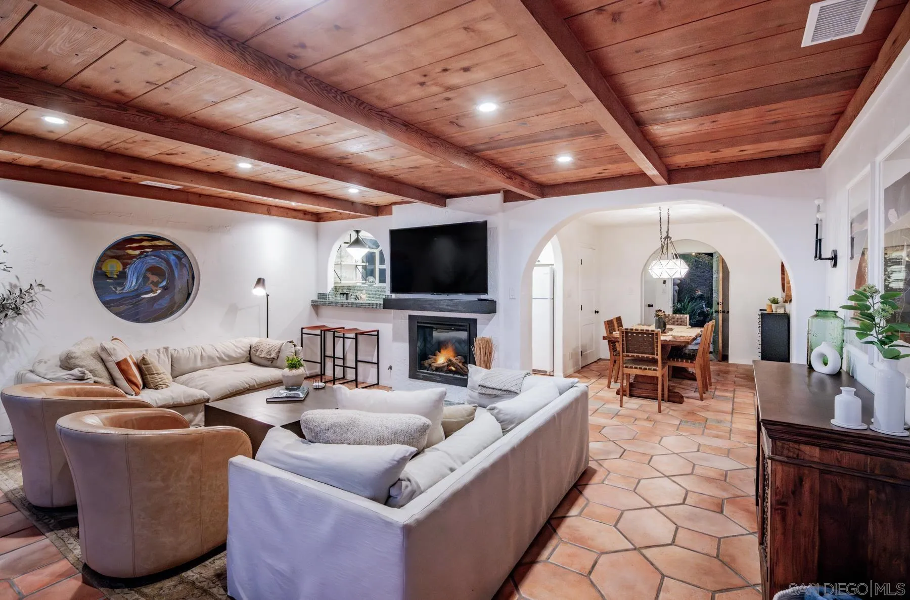 629 4th Street Encinitas, CA 92024 - Photo 10 of 37