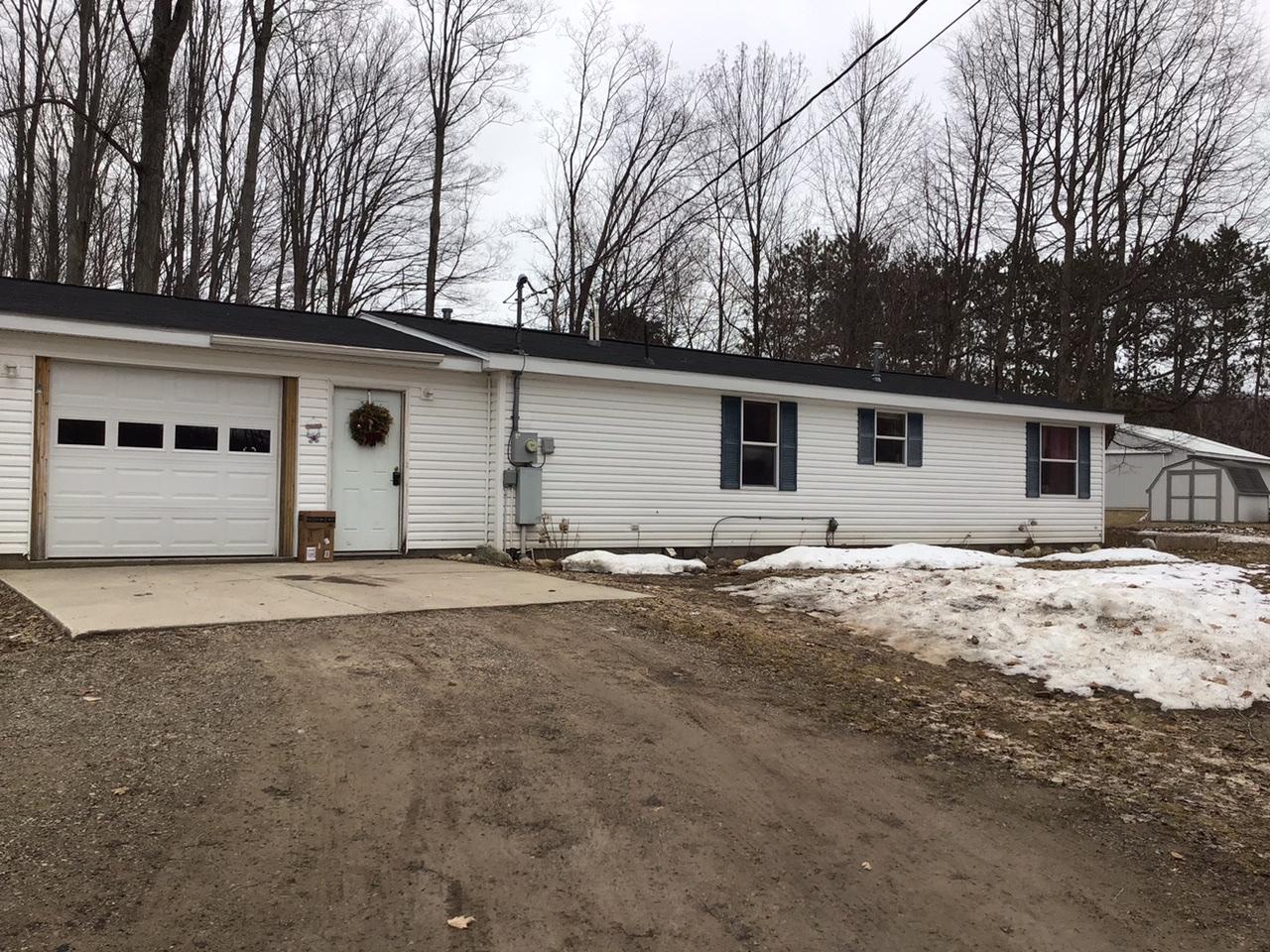 9185 Banwell Road Alanson, MI 49706 - Photo 13 of 46 Gallery Image 13