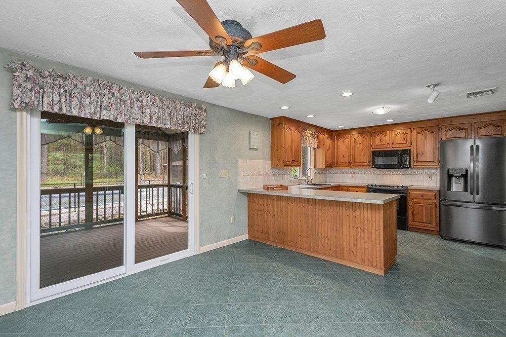 56 Leland Road Norfolk, MA 02056 - Photo 21 of 28 Gallery Image 21