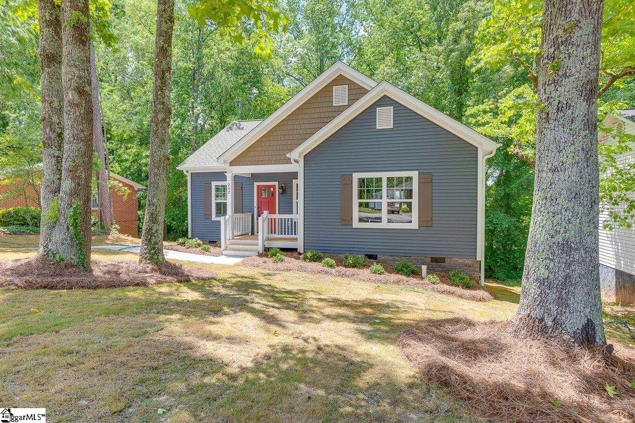 242 Alameda Street Greenville, SC 29607 - Photo 1 of 23 Gallery Image 1