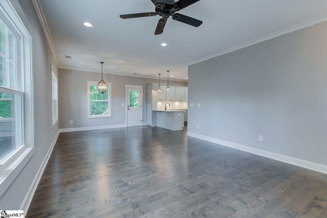 242 Alameda Street Greenville, SC 29607 - Photo 4 of 23 Gallery Image 4