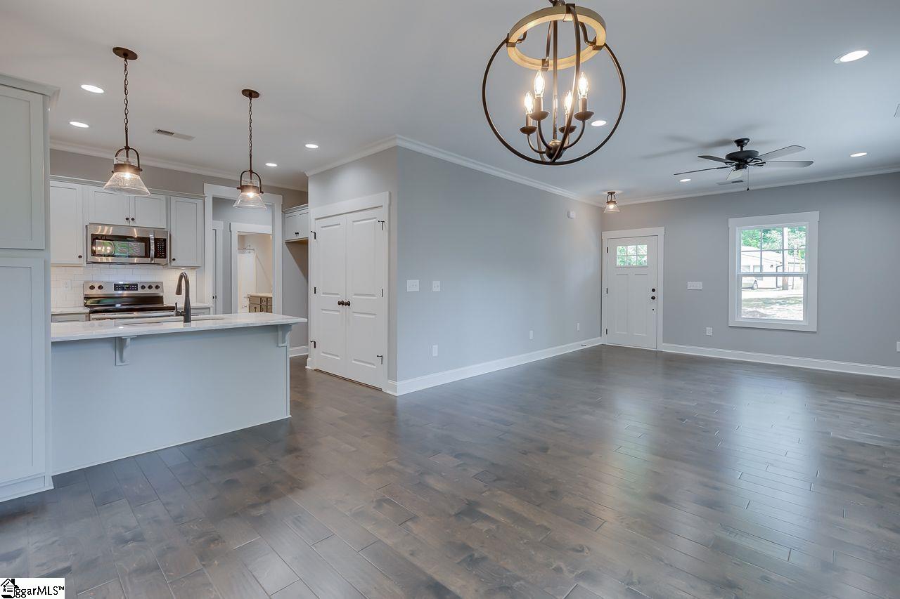 242 Alameda Street Greenville, SC 29607 - Photo 7 of 23 Gallery Image 7