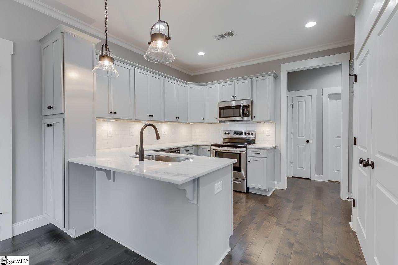 242 Alameda Street Greenville, SC 29607 - Photo 9 of 23 Gallery Image 9