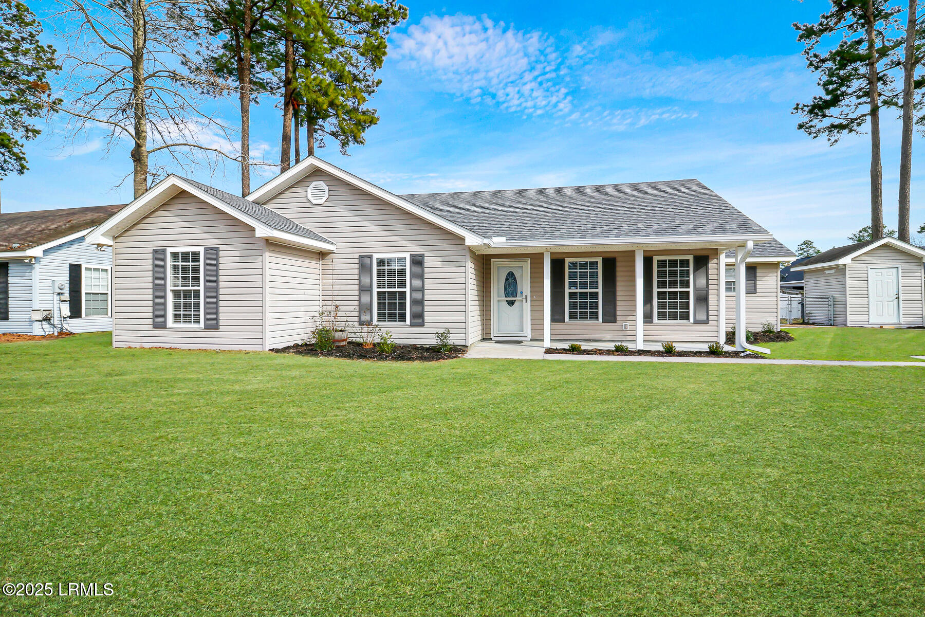 45 Spruce Pine Ridgeland, SC 29936 - Photo 1 of 28 45 Spruce Pond-32