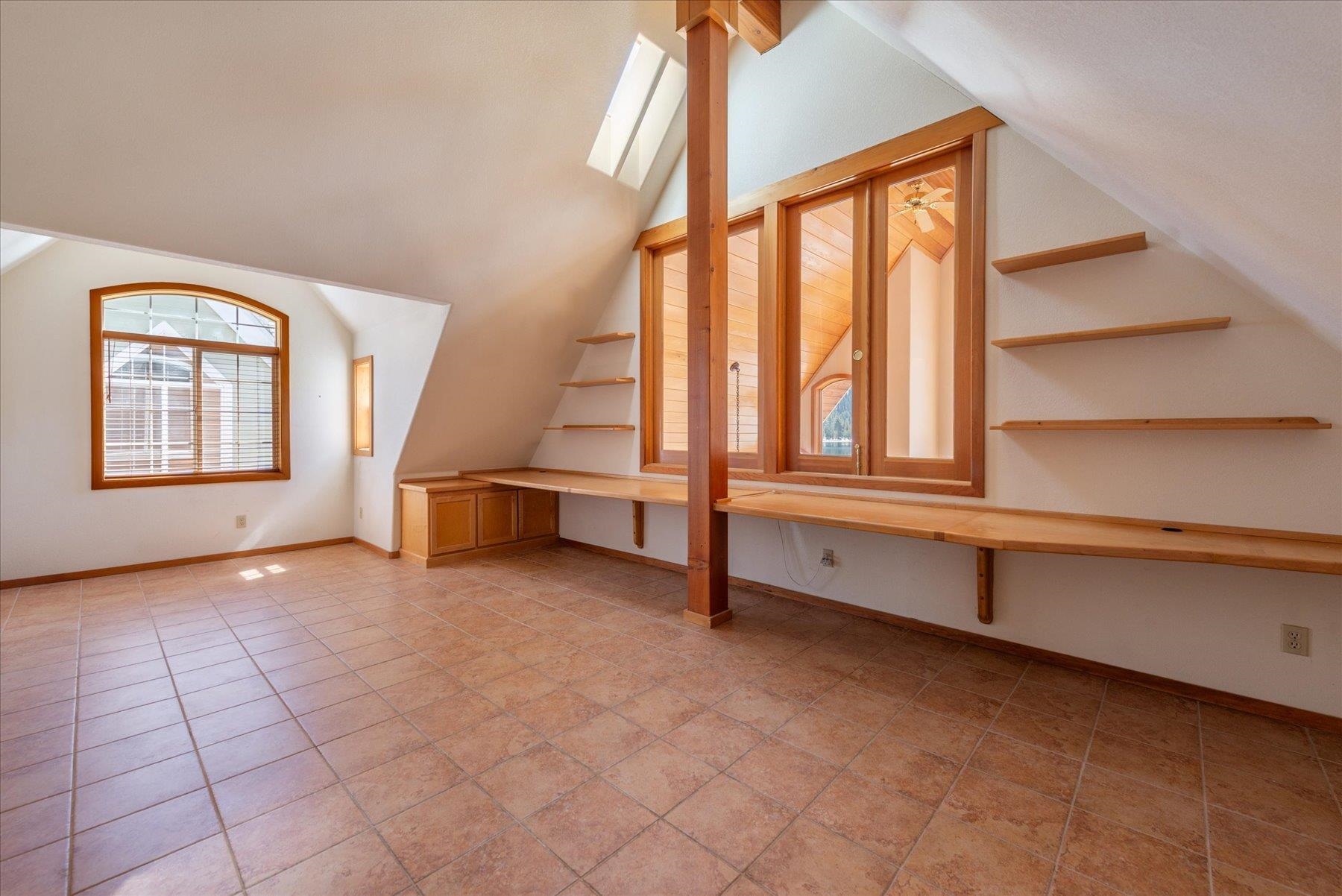 13751 Donner Pass Road Truckee, CA 96161 - Photo 18 of 28 an empty room with windows