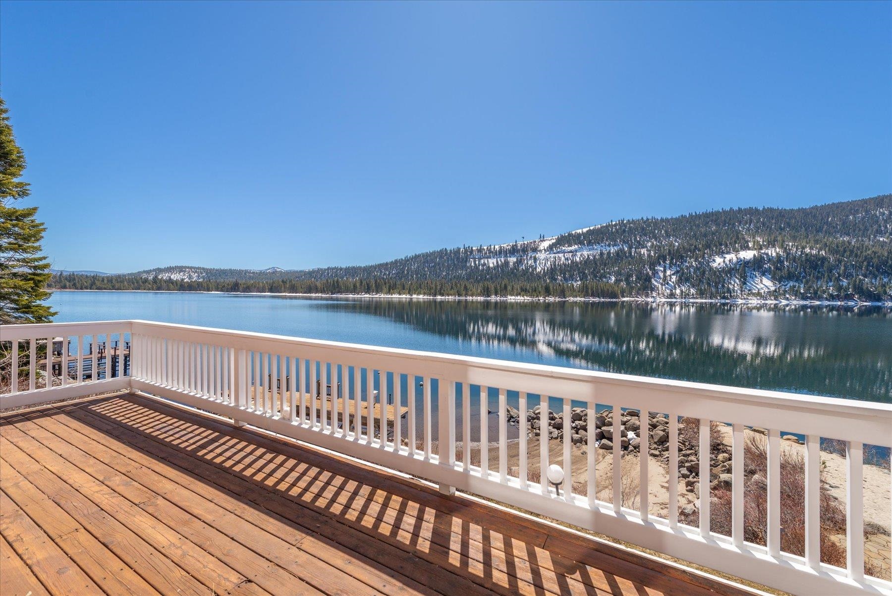 13751 Donner Pass Road Truckee, CA 96161 - Photo 6 of 28 a view of city from a roof deck