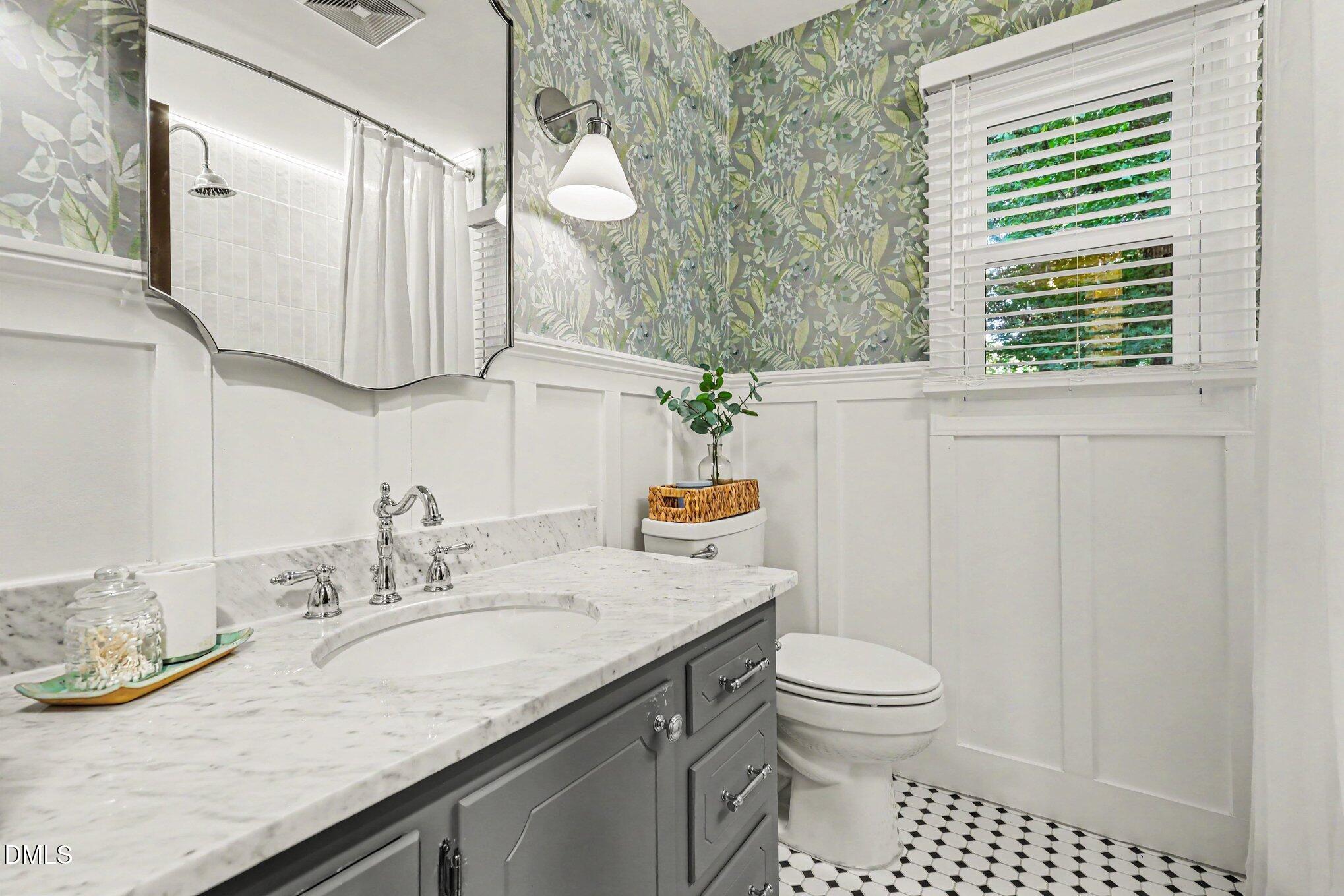 11468 Claybank Place Raleigh, NC 27613 - Photo 19 of 30 019_file_5323