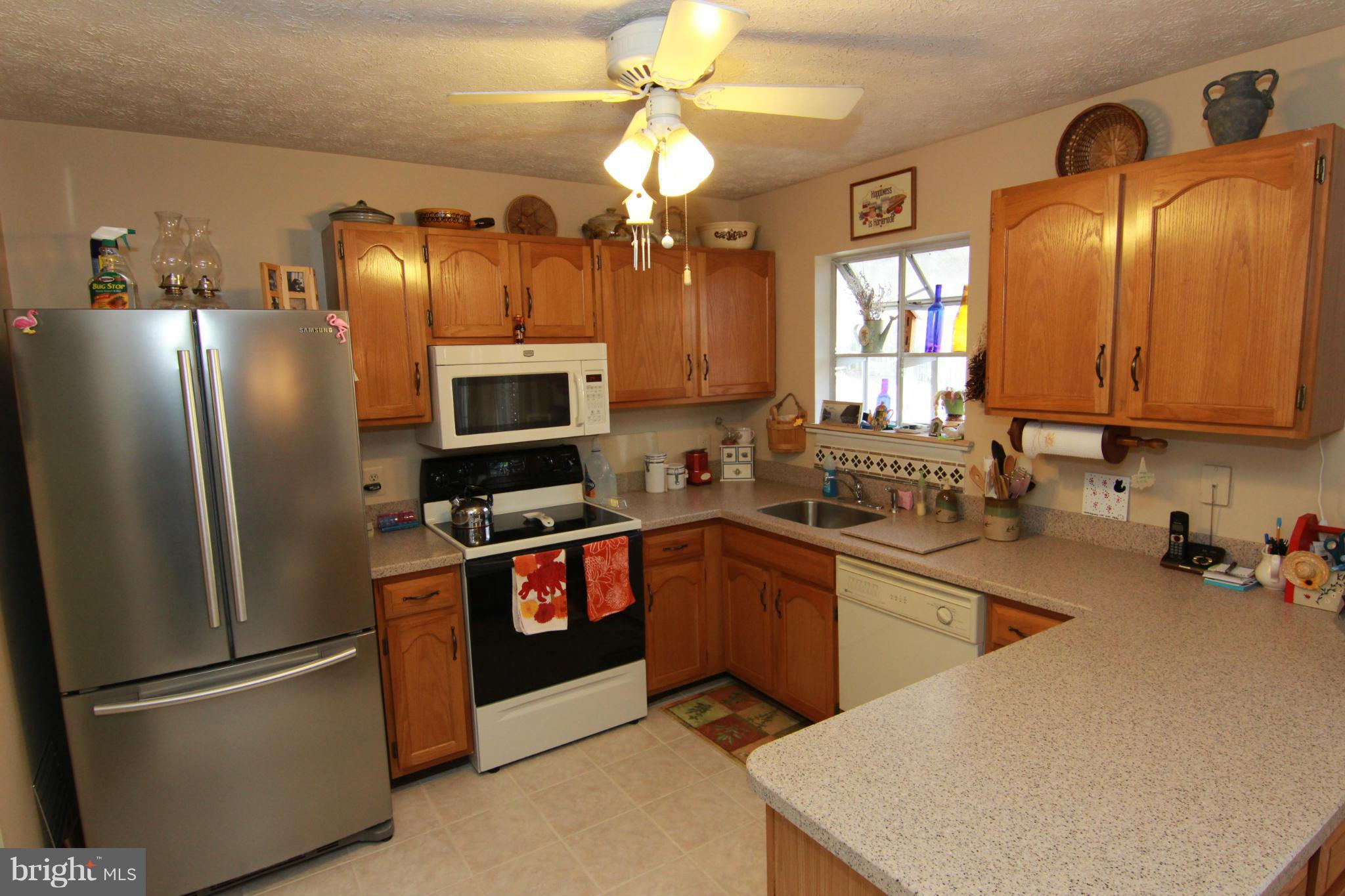 3438 Brookhaven Road Pasadena, MD 21122 - Photo 10 of 22 Kitchen