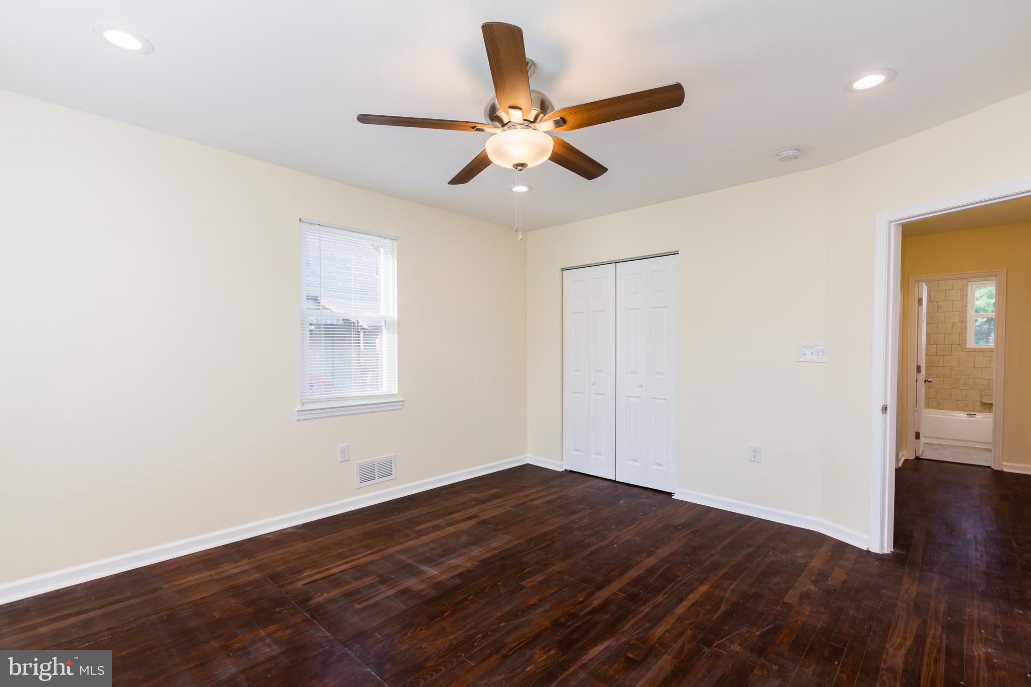 2611 Ambler Road Baltimore, MD 21222 - Photo 12 of 32