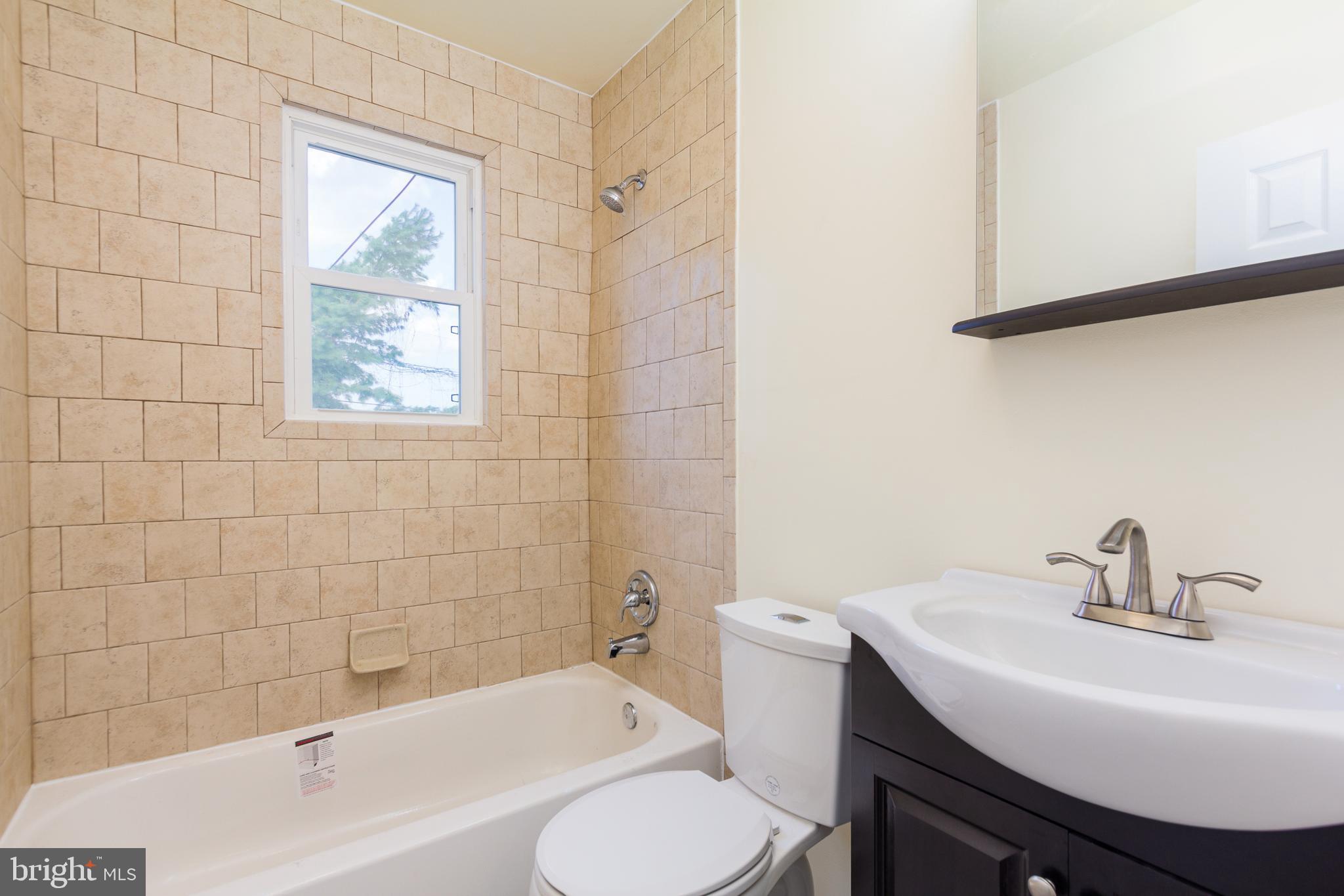 2611 Ambler Road Baltimore, MD 21222 - Photo 15 of 32