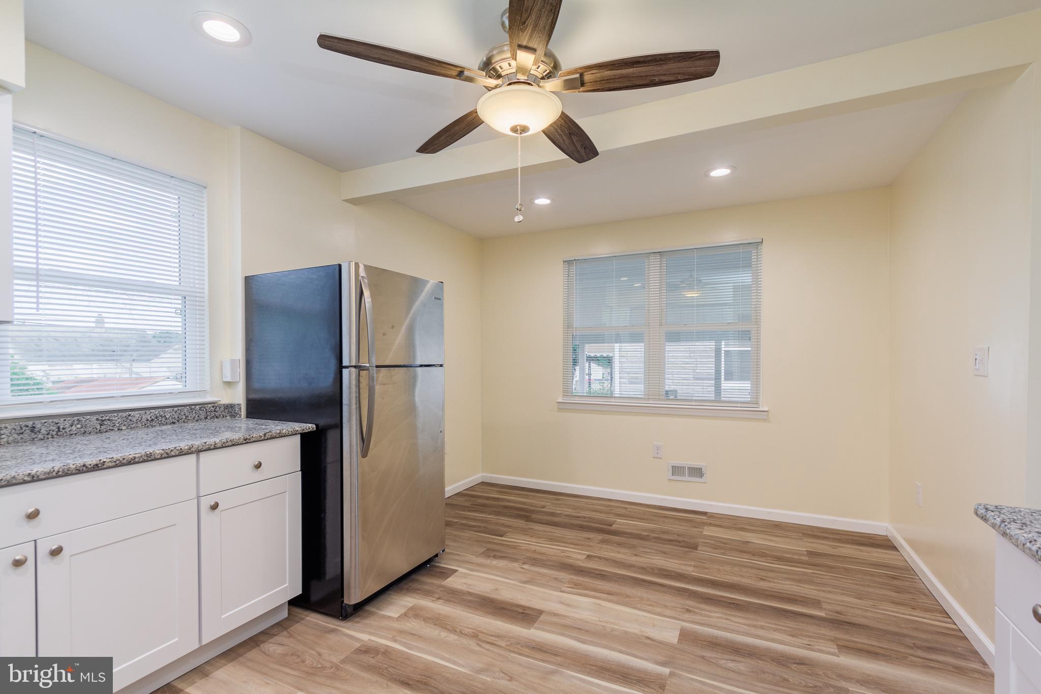 2611 Ambler Road Baltimore, MD 21222 - Photo 9 of 32