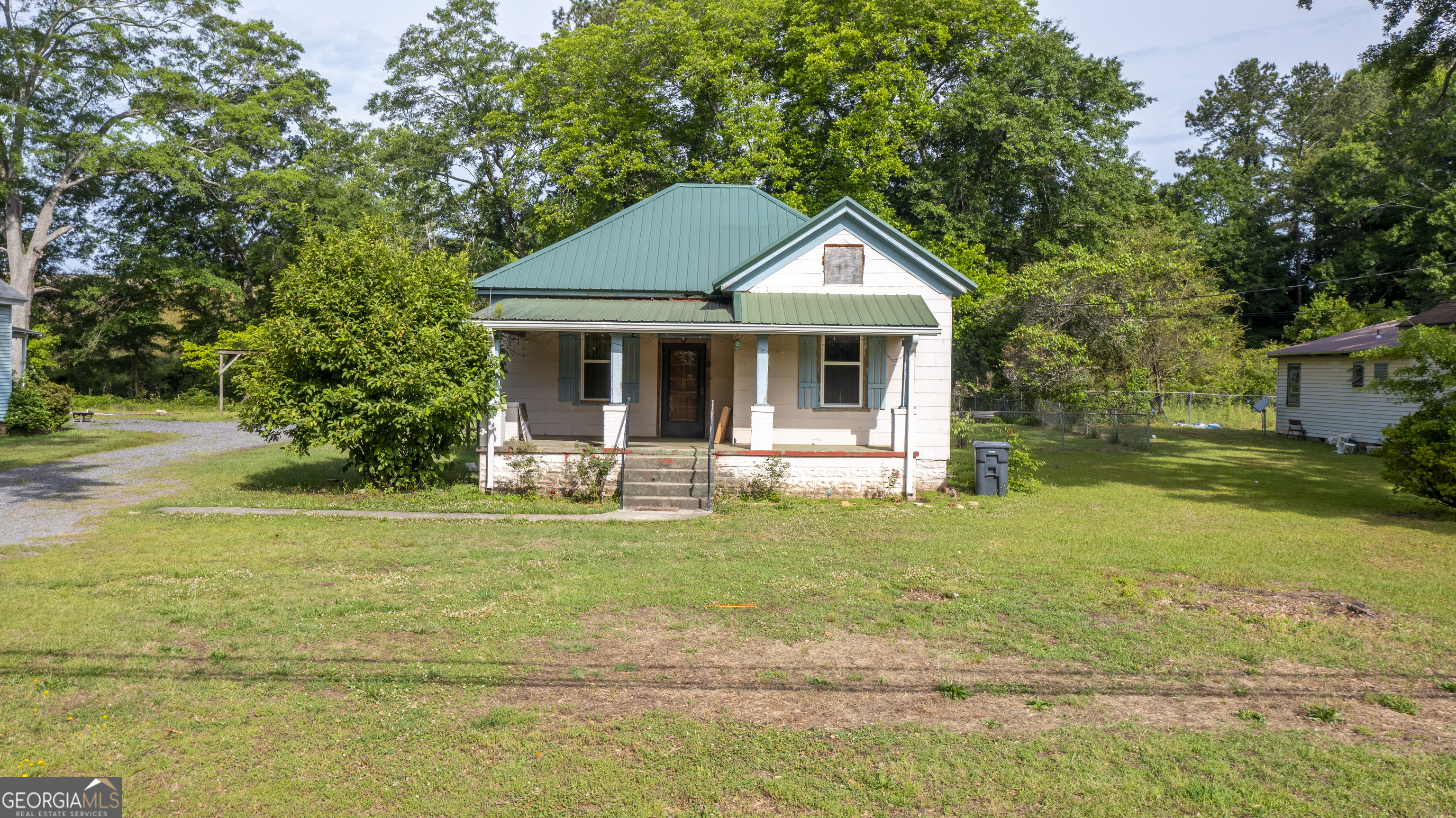 4 Johnson Avenue Manchester, GA 31816 - Photo 1 of 37