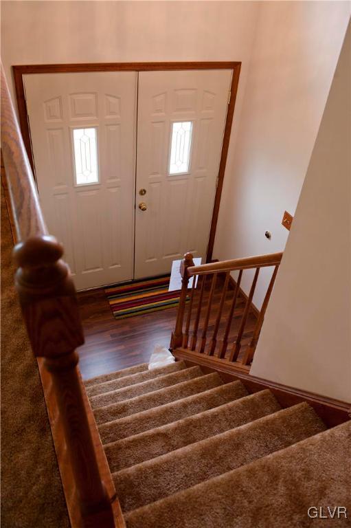 214 Ruth Road Bath, PA 18014 - Photo 5 of 25 a view of entryway