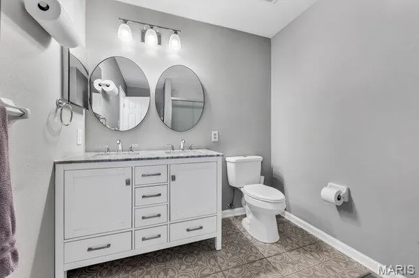 $360,000 | 1738 Highview Cir Court, Ballwin, MO 63021