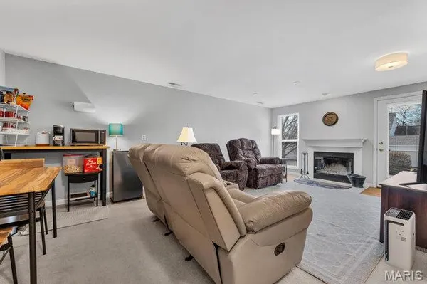 $360,000 | 1738 Highview Cir Court, Ballwin, MO 63021