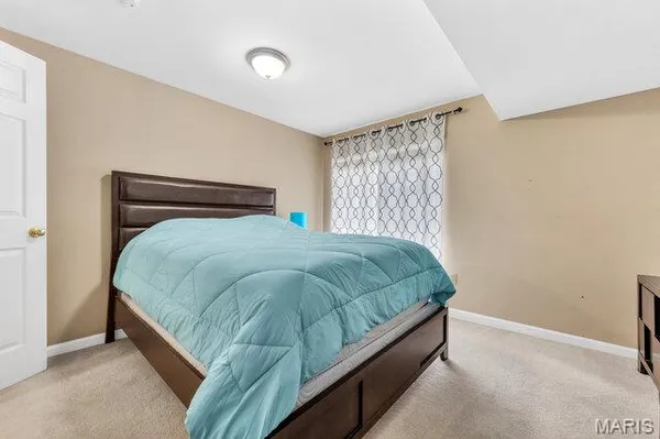 $360,000 | 1738 Highview Cir Court, Ballwin, MO 63021