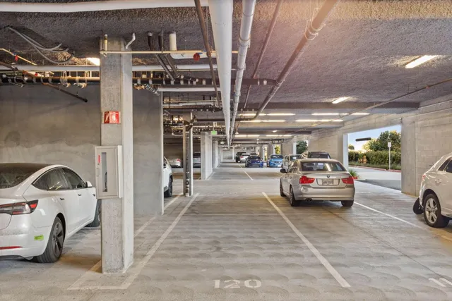 $880,000 | 400 Mariners Island Boulevard, Unit 202, San Mateo, CA 94404