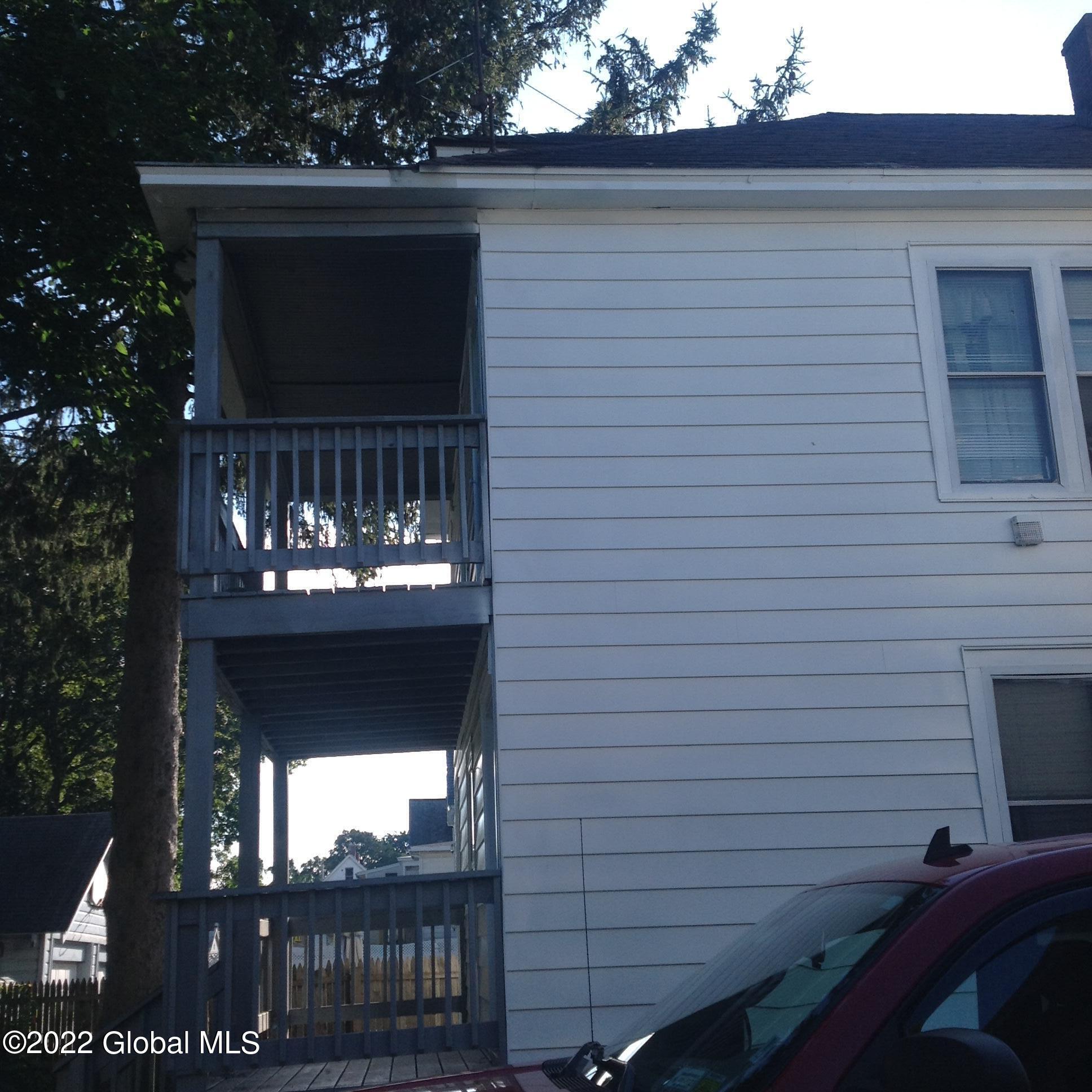 25 Swan Street Schenectady, NY 12307 - Photo 4 of 8 25 swan 4