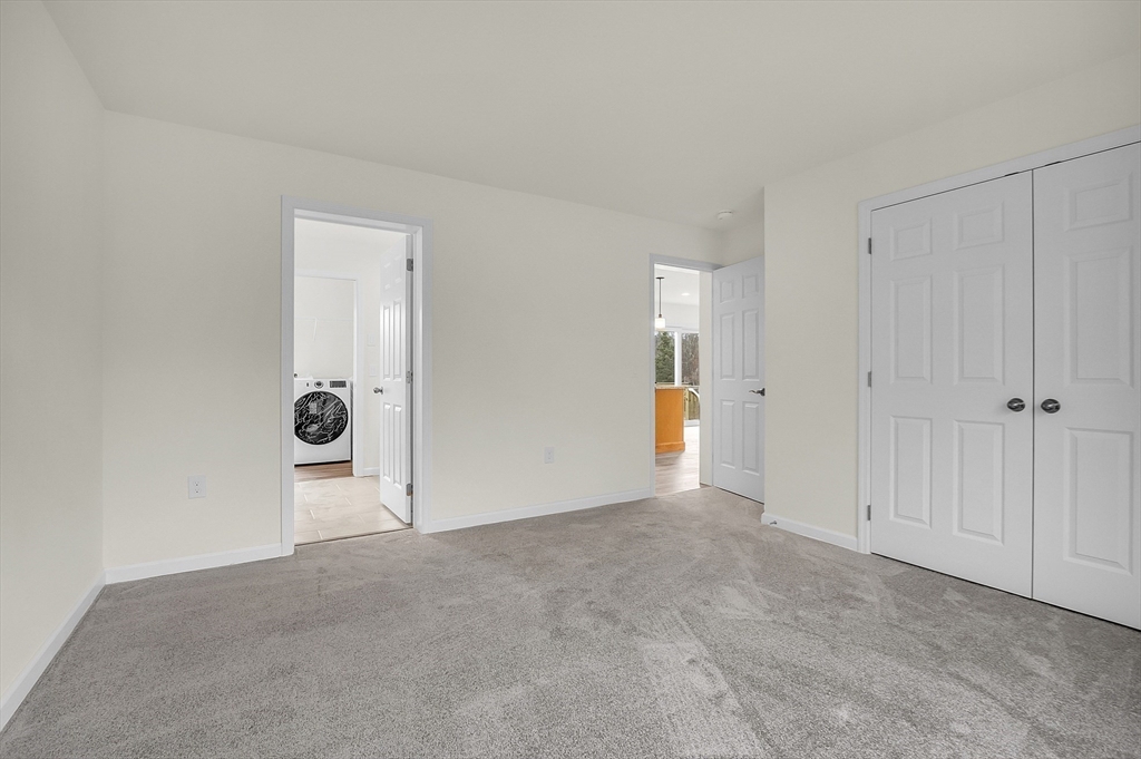 562 West Townsend Road Lunenburg, MA 01462 - Photo 23 of 42 a view of an empty room