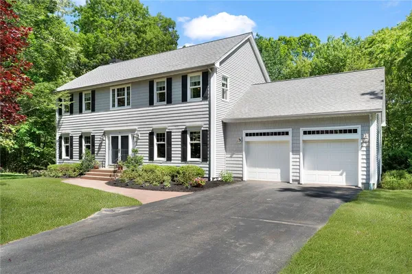 $899,900 | 31 Parson's Lane, South Kingstown, RI 02892