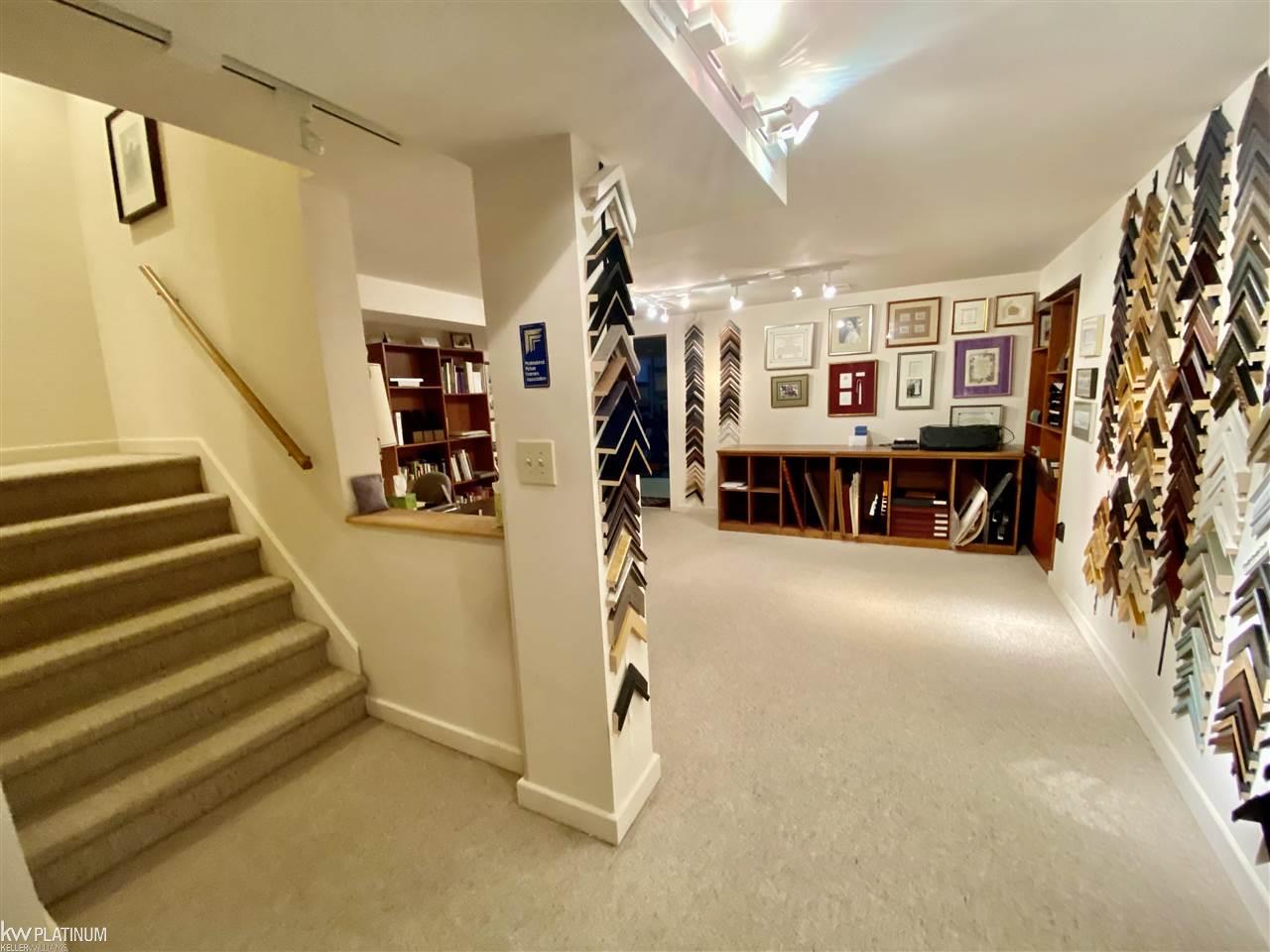 1396 Otter Drive Rochester Hills, MI 48306 - Photo 22 of 27
