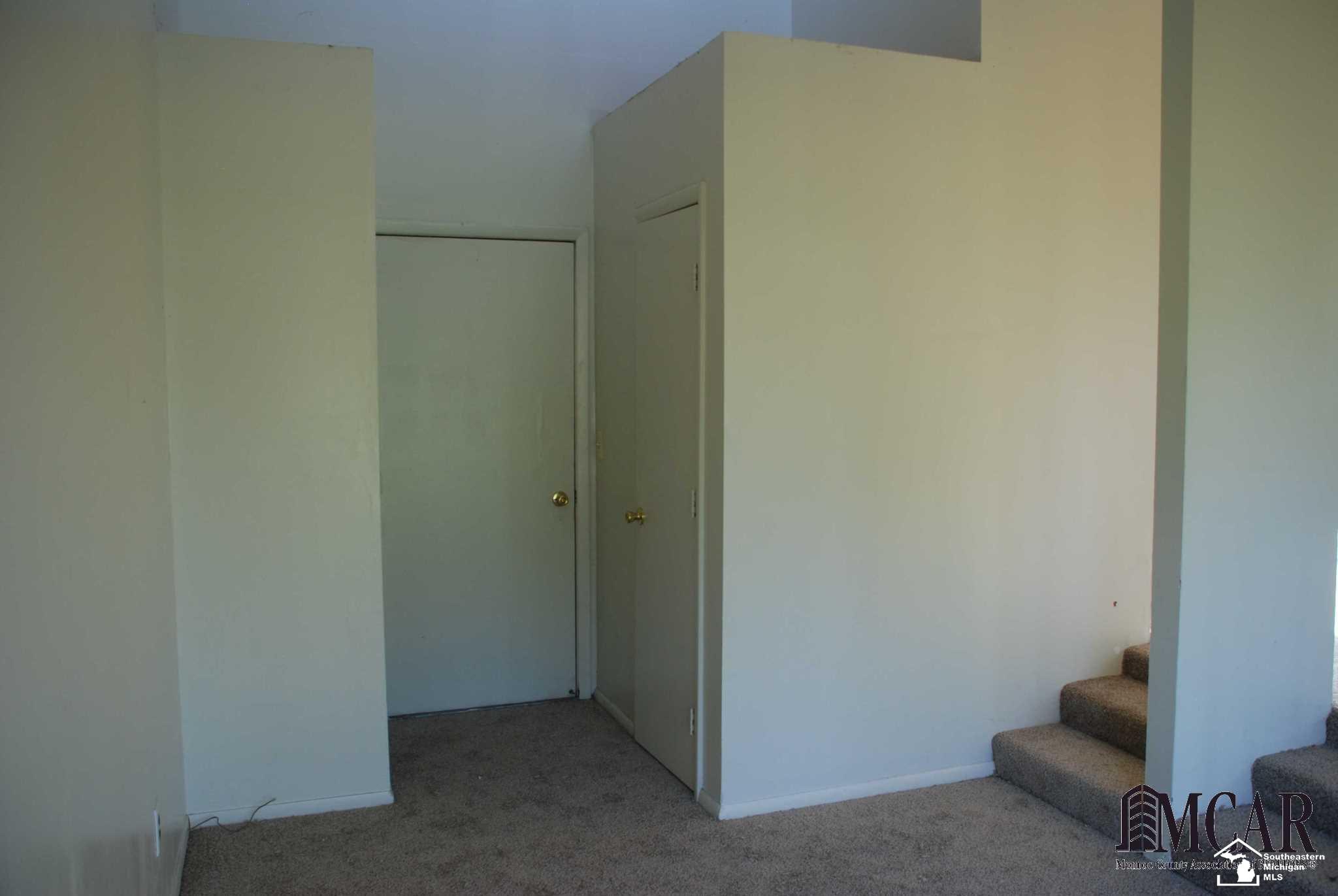 4647 Bluebush Road Monroe, MI 48162 - Photo 8 of 39