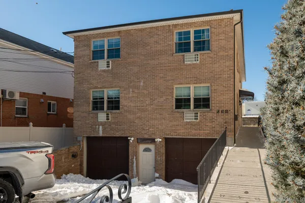$2,500 | 1810 121st Street, Unit 1F | College Point